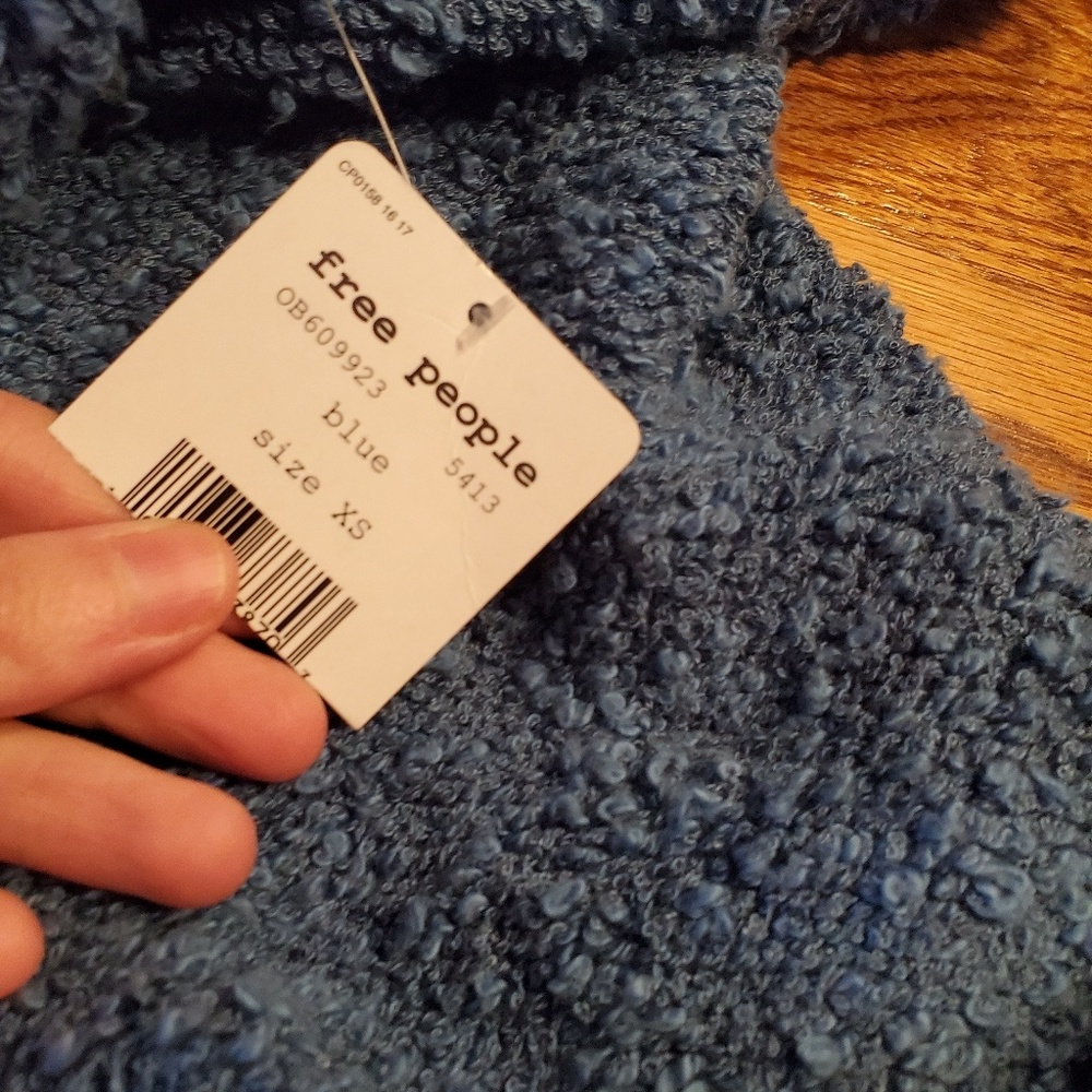 Free People "Cuddle-Up" Sweater XS/S NWT! Blue - Picture 8 of 8